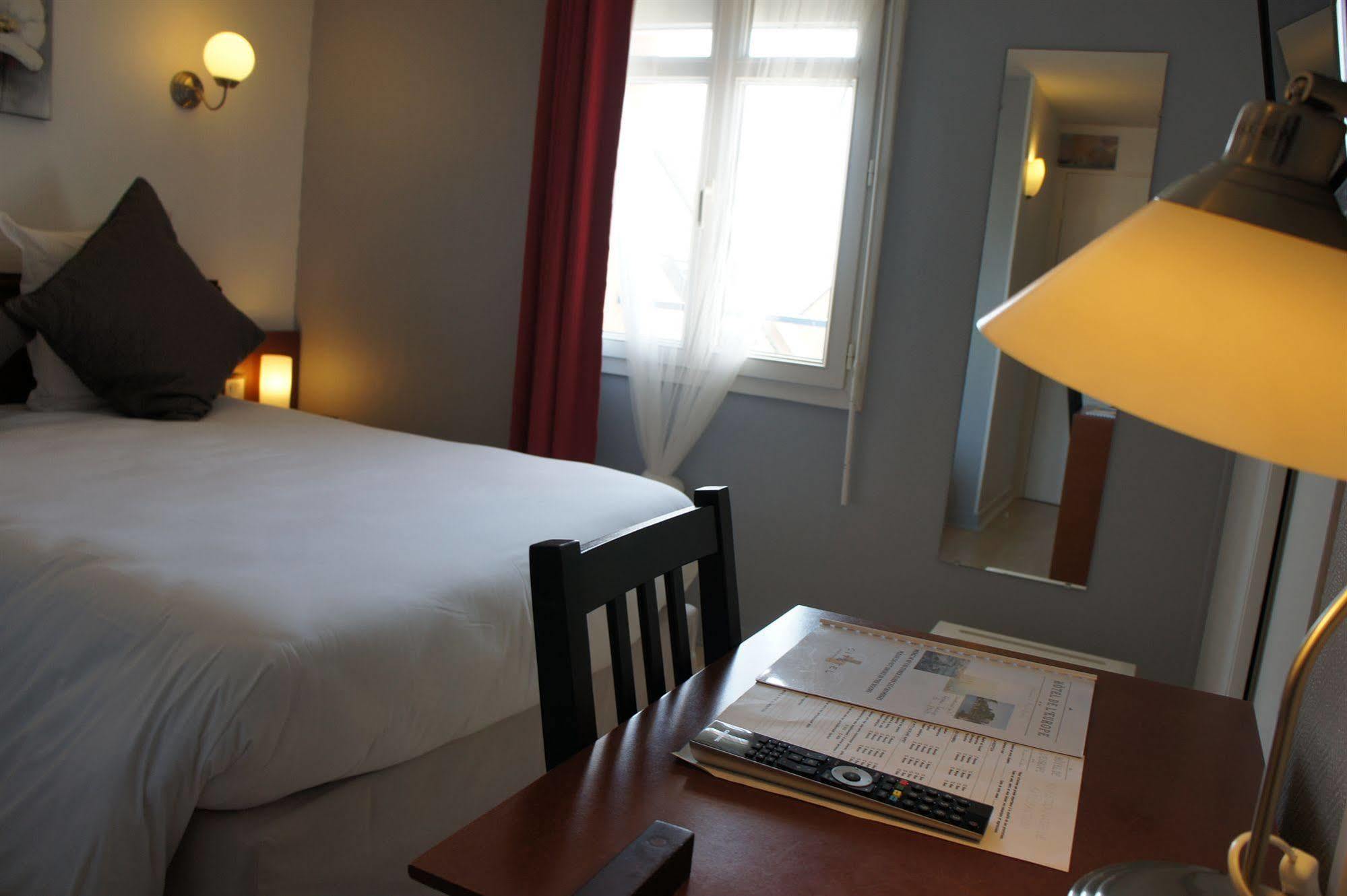 Hotel De L'europe 2*